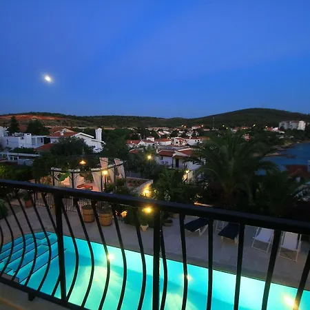 Limonlu Ev Ardic 3*