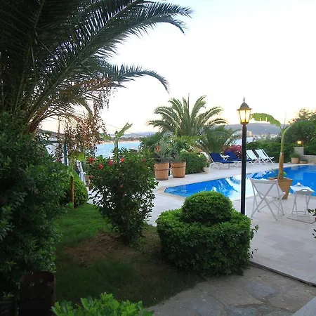 Limonlu Ev Ardic 3* Alacati