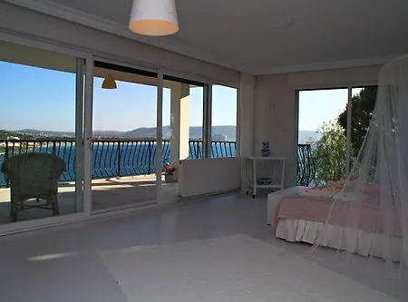 Limonlu Ev Ardic Alaçatı