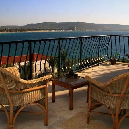 Limonlu Ev Ardic Otel Alaçatı